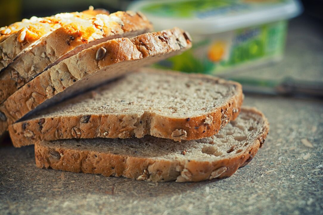 The diet for people with blood type 4 allows you to include whole grain bread in your diet. 